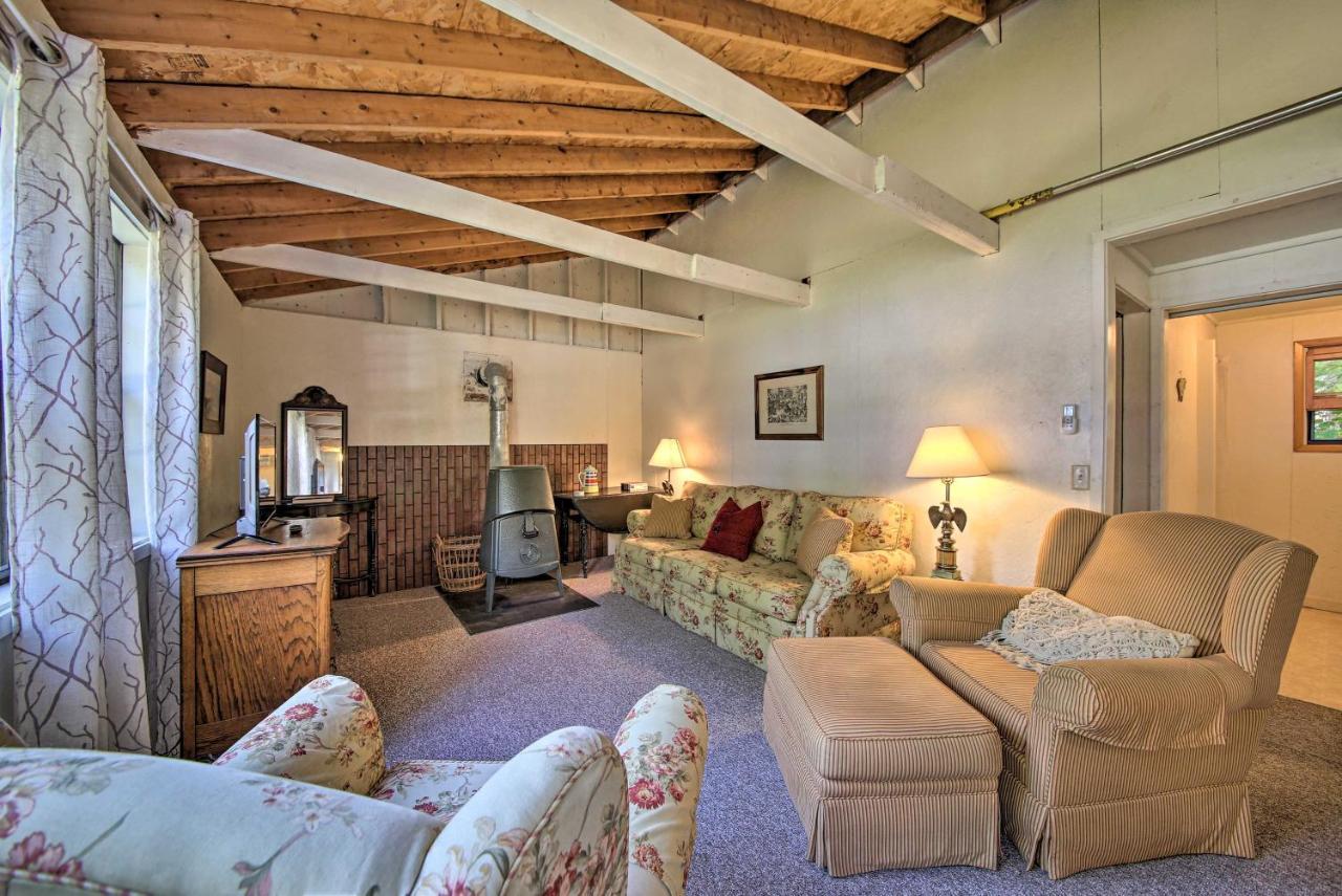 Rustic Retreat Across From Lake Family Friendly! Union Esterno foto