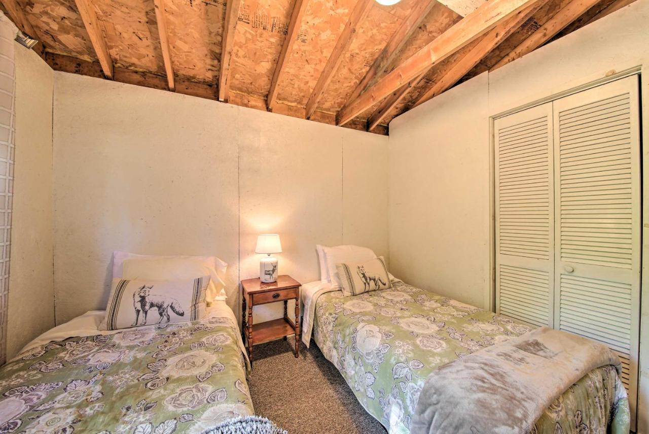 Rustic Retreat Across From Lake Family Friendly! Union Esterno foto