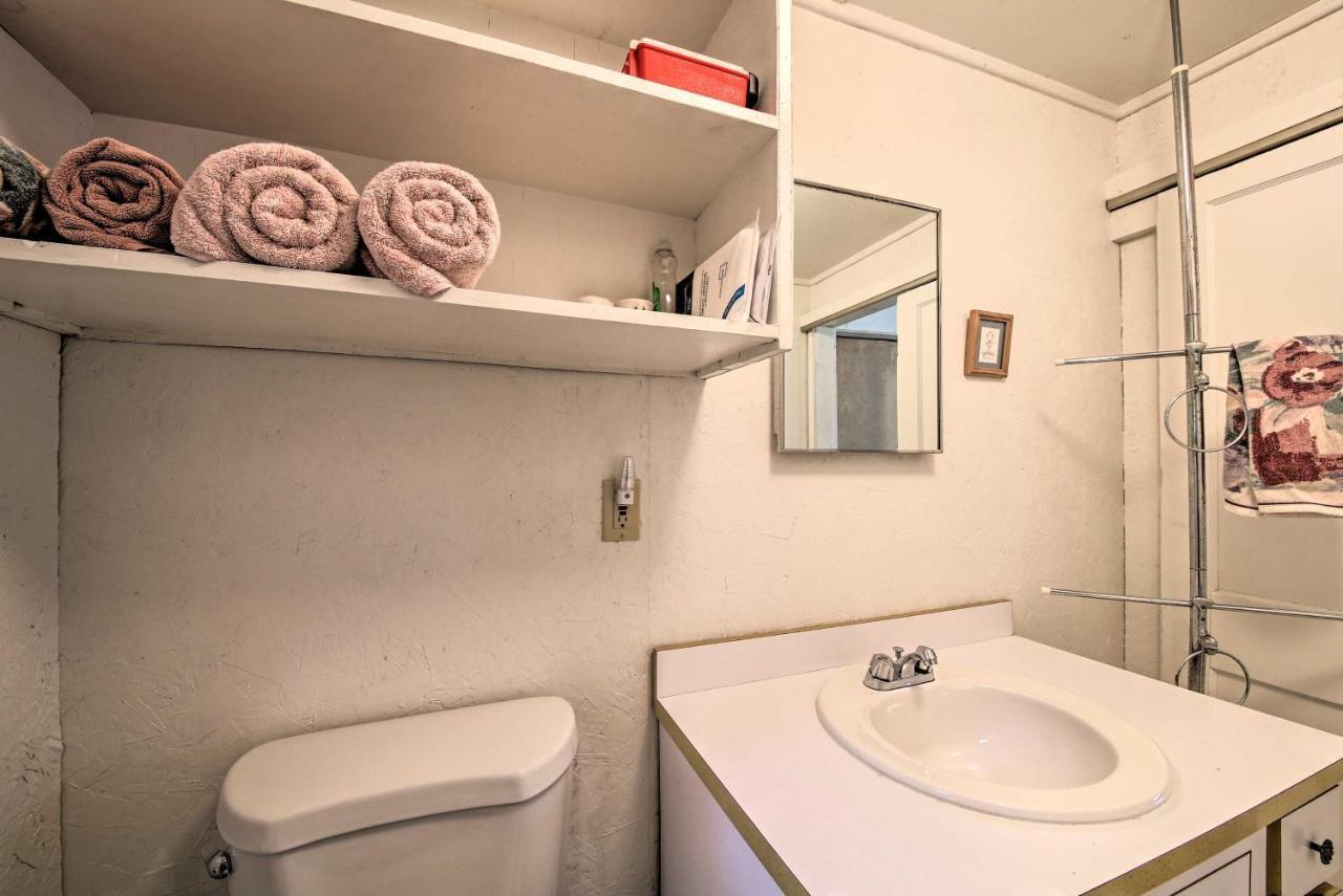 Rustic Retreat Across From Lake Family Friendly! Union Esterno foto